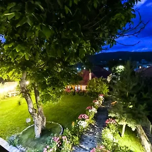 Bujtina Shkodrani Bed and breakfast Voskopojë