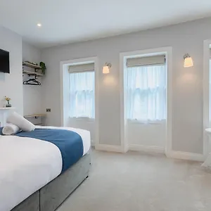 Number 31 Boutique Townhouse , Galway Irland