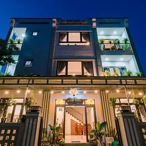 Vinh Khang , Hội An Vietnam