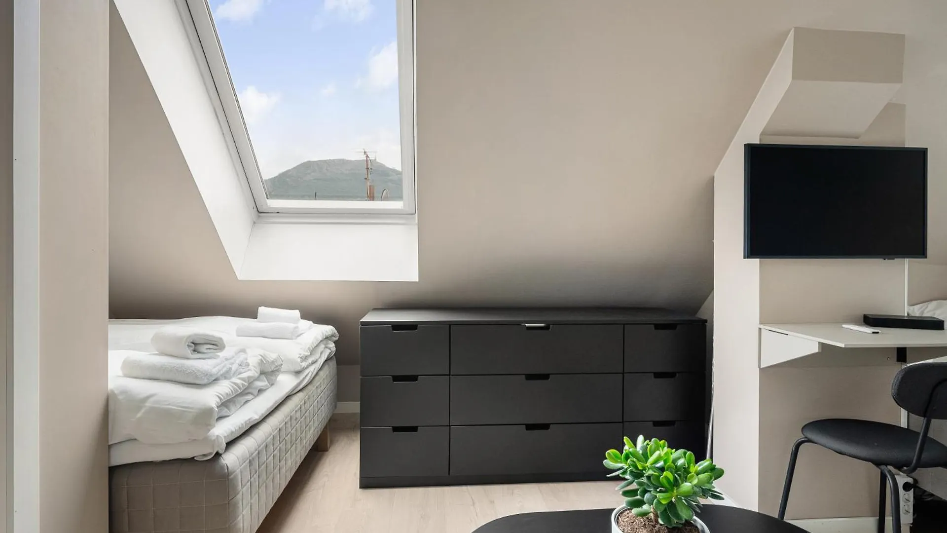 Hotel Bohemian Bergen 0*,